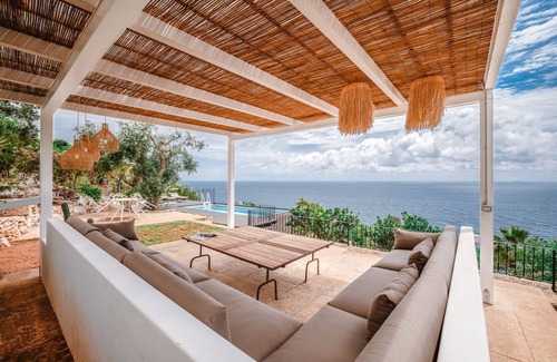 Porto Tricase Villa | La Teresina SalentoSealovers - Villa overlooking the sea with private pool