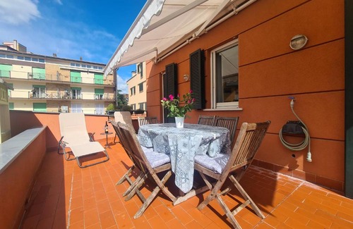 Sarzana Apartment | La Terrace