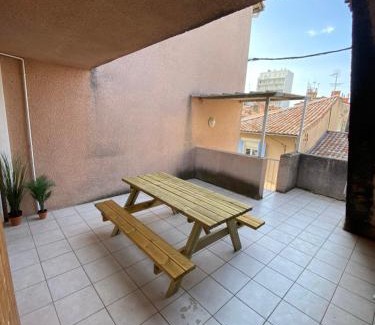 Faubourg Saint-Jacques Apartment | La Terrasse - Centre-ville proche gare
