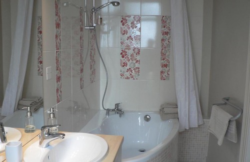 Mugron Bed & Breakfast | La Terrasse de la Grand'Rue - chambre d'hôtes -
