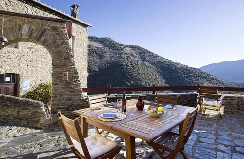 Jujols House | La terrasse de la Source by Interhome