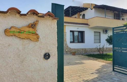 Arenella Apartment | La Terrazza - 150m dal mare - [Ampia Terrazza Privata+Area Relax]