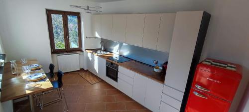 Mombaldone Apartment | La Terrazza sul Borgo