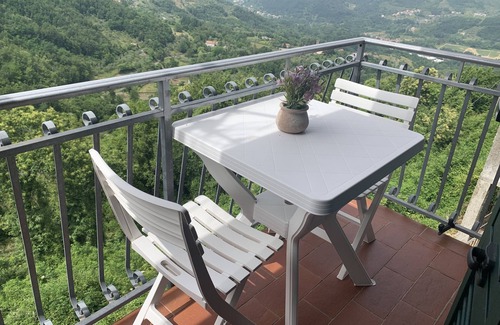 Maglietola Apartment | La Terrazza Sulle Apuane