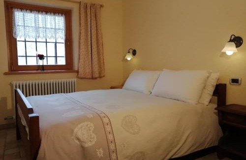 Saint-Rhemy-en-Bosses Bed & Breakfast | La Thuillettaz B&B
