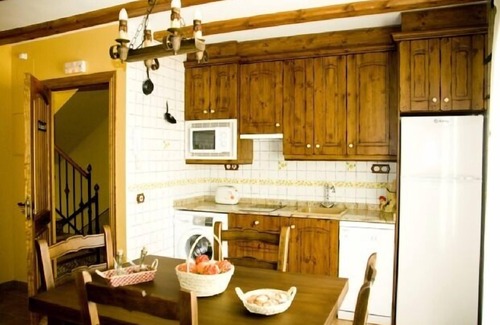 Cardenete Cottage | La Tinaja Apartamentos Rurales for 4 people