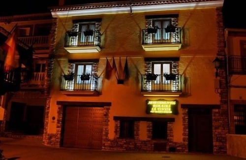 Cardenete Cottage | La Tinaja Apartamentos Rurales for 4 people
