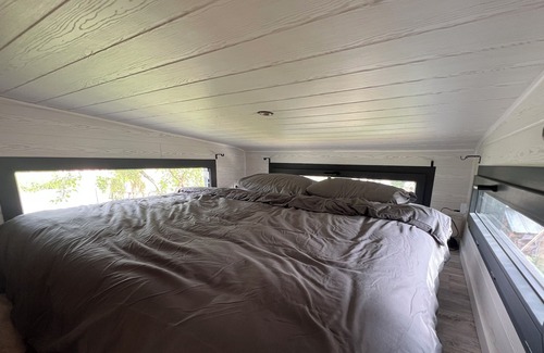 Estissac House | La Tiny Dothe