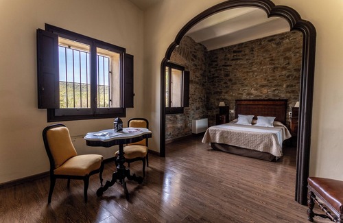 Santa Eulalia de Riuprimer Hotel | La Torre del Vilar
