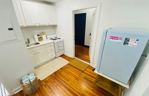 Pass-a-Grille Historic District Apartment | La Tortuga Historic Downtown Pass A Grille St Pete Beach 1 thru 9