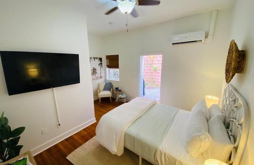 Pass-a-Grille Historic District Apartment | La Tortuga Historic Pass A Grille St Pete Beach 9