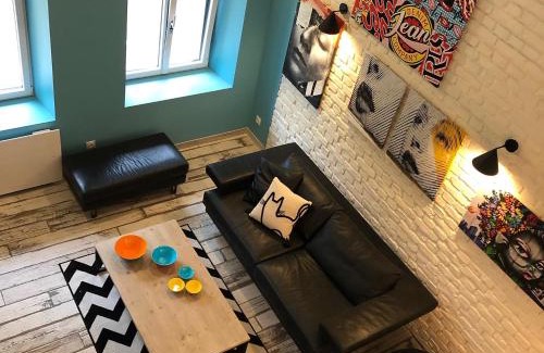 Ceyzerieu House | La Tranquilitude