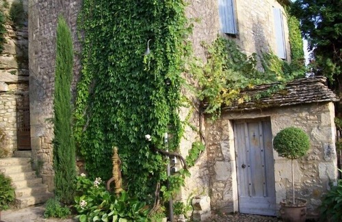 Beynac-et-Cazenac House | La Treille: a charming house in the heart of Biarritz.