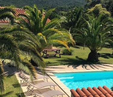 Laroque-des-Alberes Villa | La Treize