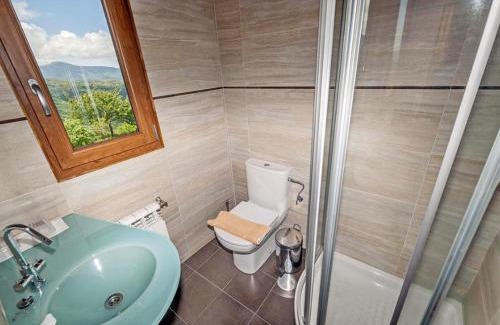 El Acebo de San Miguel Bed & Breakfast | La Trucha del Arco Iris