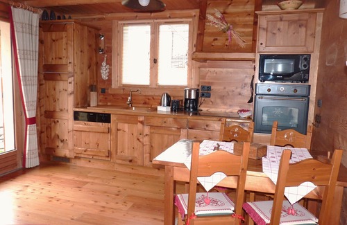 Saint-Veran Apartment | LA TUPA : APPARTEMENT DE CHARME-SAUNA- * SAINT-VERAN 4 pers.
