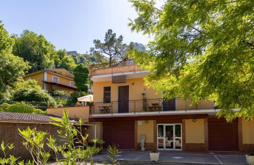 San Severino House | La Valle del Mingardo