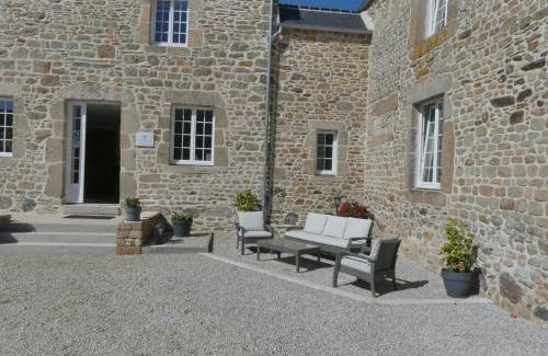 Le Vast House | LA VALLEE JOLY