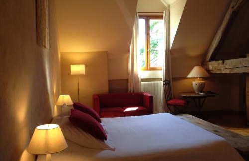 Menthon-Saint-Bernard Bed & Breakfast | La Vallombreuse
