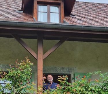 Menthon-Saint-Bernard Bed & Breakfast | La Vallombreuse