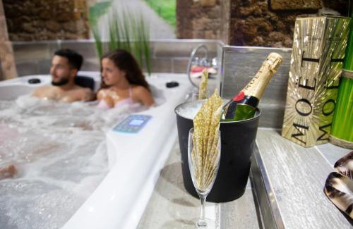 Alhama de Aragon Apartment | LA VEGUILLA DELUXE JACUZZi