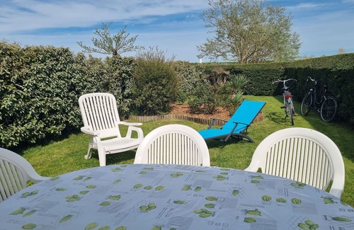 La Faute-sur-Mer House | "La Vendéenne" single-storey house in residence with swimming pool, near beach.