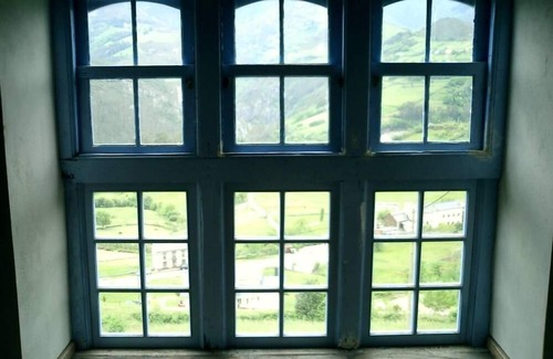 Prelo House | La Ventana Azul Lovely country house, Navia Valley. SPECIAL OFFER