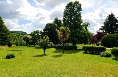 Yviers House | La Veranda - A lovely 2 bedroom property with private garden.