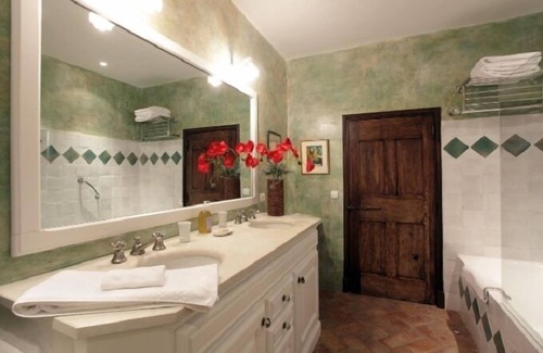 Crestet Bed & Breakfast | La Verrière