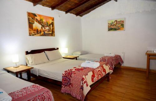 Imperial District House | La Viña de OsCar