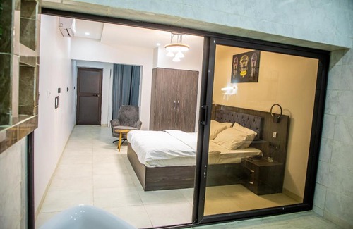 Ouagadougou Hotel | La Vida Loca Ouaga