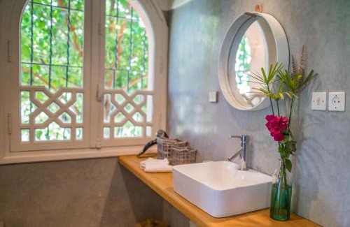 Ait Hamid Bed & Breakfast | La Vie En Rose - Horses & Dogs House