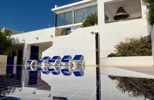 Cap de la Nau Villa | La Vie est Belle