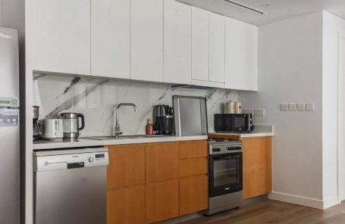 Dubai Marina Apartment | La Vie, JBR private beach, private parking and pool