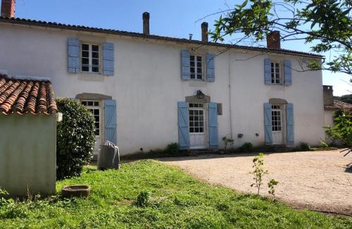 La Jonchere House | La Vieille Cure, SPA, Wifi à 20 min des plages