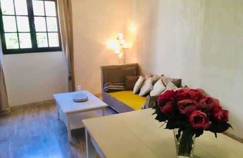 Torreilles House | La Vieille Demeure
