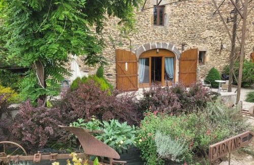 Previnquieres House | La Vieille Grange avec piscine et jardin