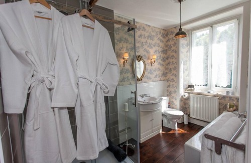 Bussiere-Galant Bed & Breakfast | La Vieille Maison D'Aurin