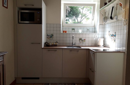 Lasse House | LA VIELLE VIGNE house (70 m2) with shaded garden, in the heart of the village