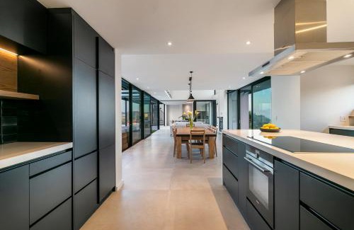 Knysna Villa | La Villa at Pezula