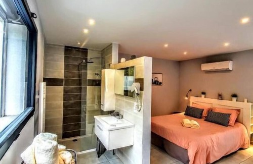 Sanary-sur-Mer Bed & Breakfast | La Villa Blanche
