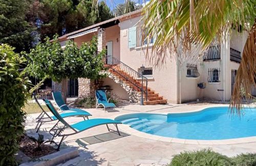 Montfrin Villa | La villa de charmassone