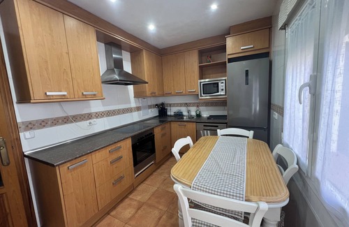 Garcillan Ski Chalet | La Villa de Pi indoor pool, jacuzzi, barbecue 10 min from Segovia