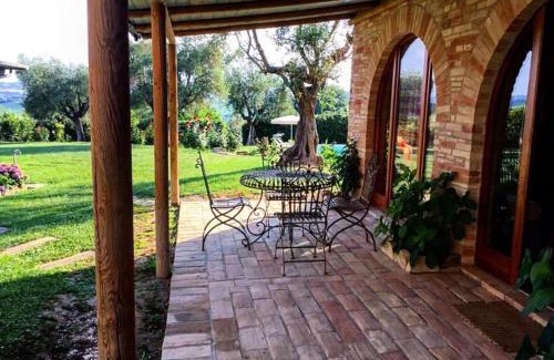 Fermo House | La Villa degli Ulivi