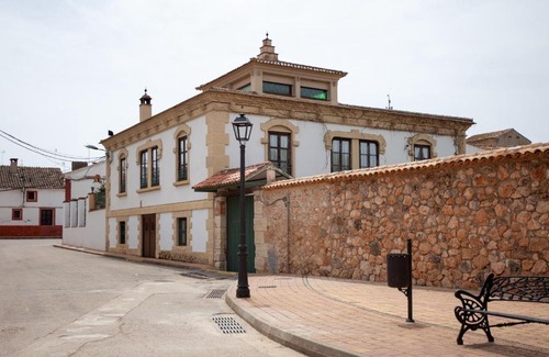 Olmedilla de Alarcon House | La Villa del Pantano