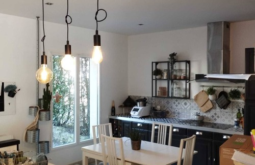 Boisemont House | la Villa des Roses, 10-12 Pers, Écrin de Verdure, Moins d'1 h de Paris Centre