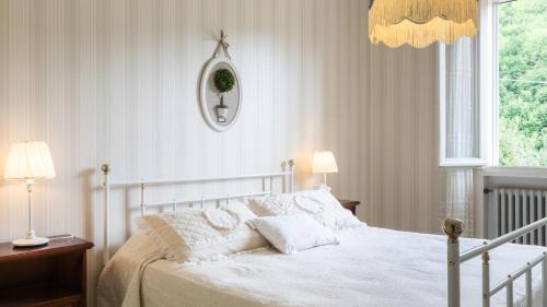 Modigliana Villa | La Villa Dina 12, Emma Villas