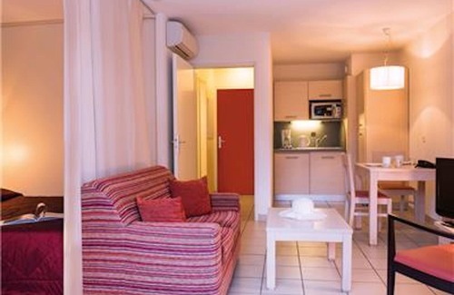 Divonne-les-Bains Apartment | La Villa Du Lac- 3 rooms for 6 people