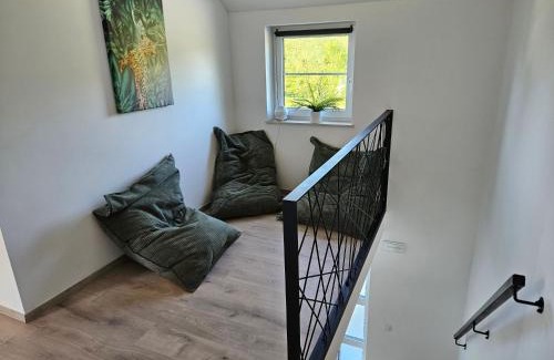 Ciergnon House | La Villa Fer D'art