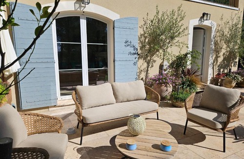 Lambesc Bed & Breakfast | La Villa KEF
